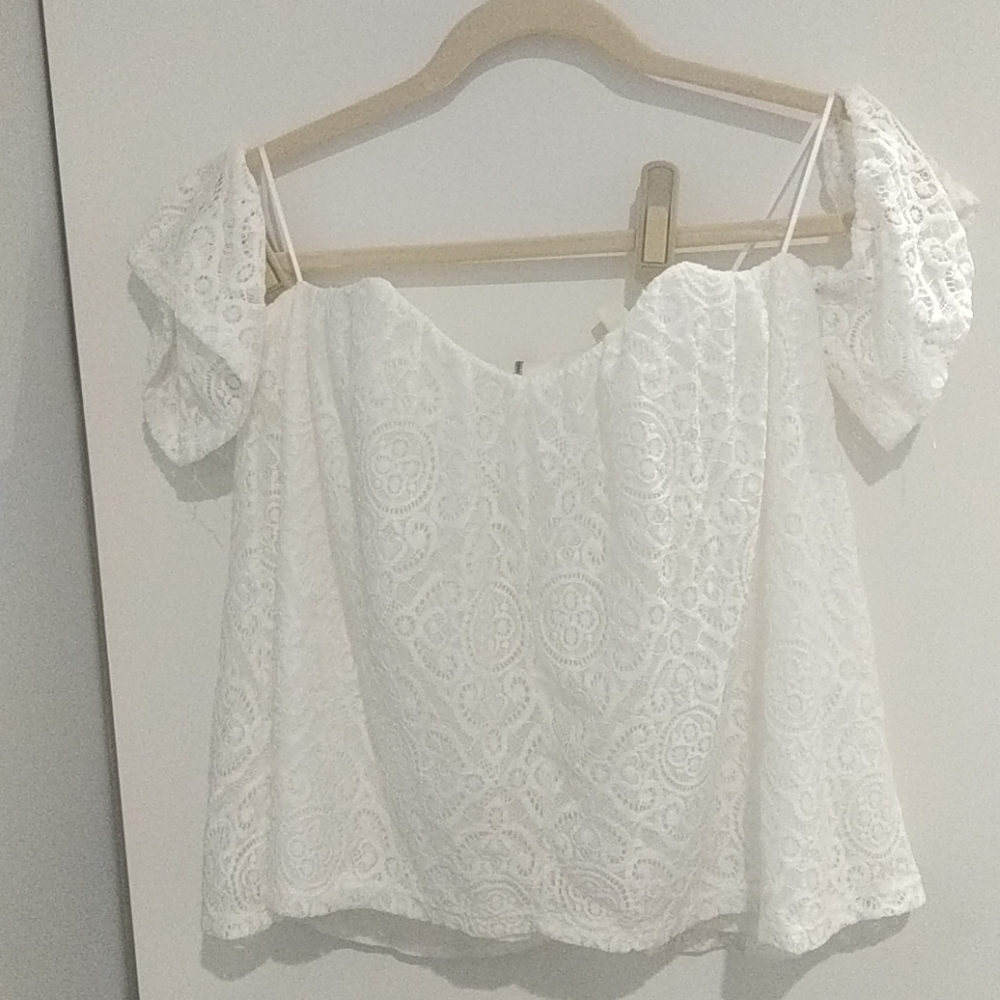 Top - Picture 2 of 6